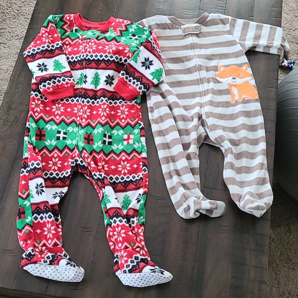 2 footie pajamas one 9 month one 12 to 18